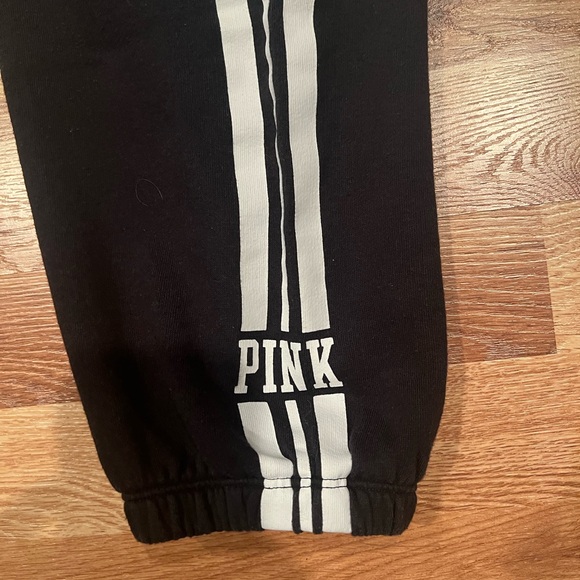 PINK Victoria's Secret Black Jogger Set with White Details - Picture 2 of 6